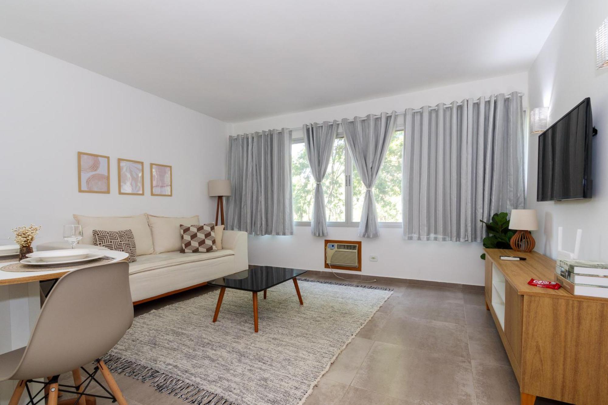 Apartemen Local 102